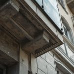 Kompleksowy poradnik obejmujący trafnego określenia, instalacji oraz długoterminowego użytkowania betonowego zbiornika na nieczystości